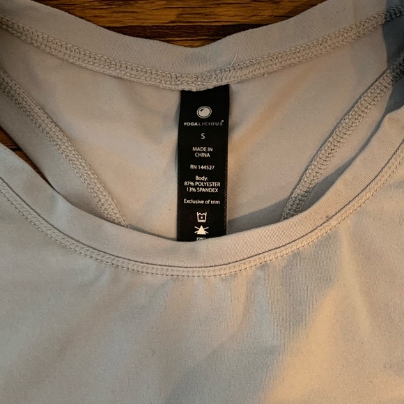 Workout Tank - Picture 4 of 4